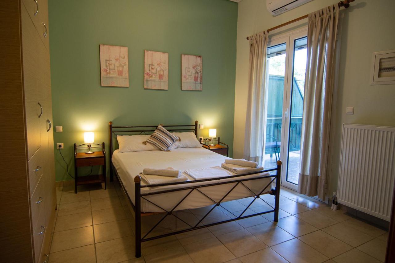 Tsertos Apartments Kamena Vourla Ngoại thất bức ảnh