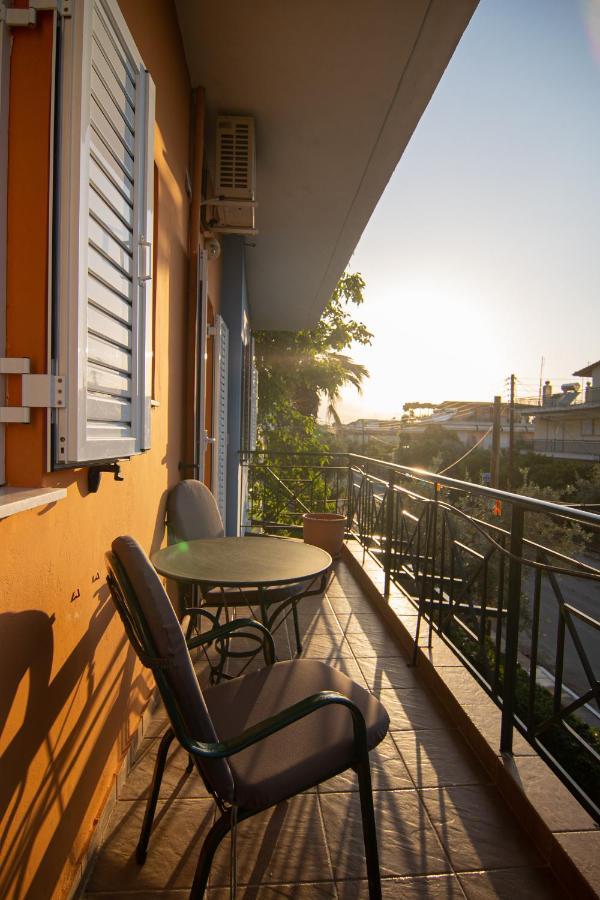 Tsertos Apartments Kamena Vourla Ngoại thất bức ảnh
