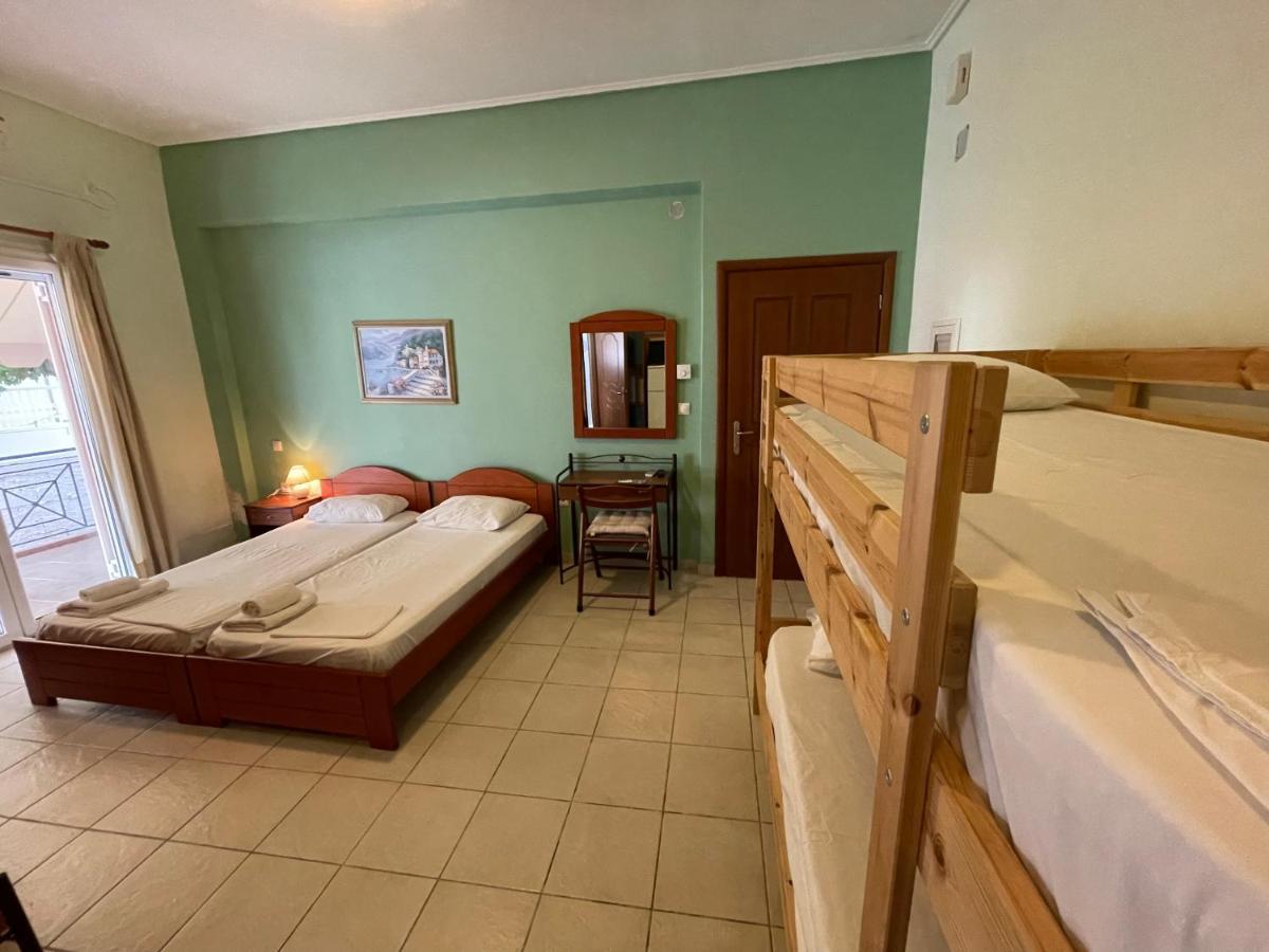 Tsertos Apartments Kamena Vourla Ngoại thất bức ảnh