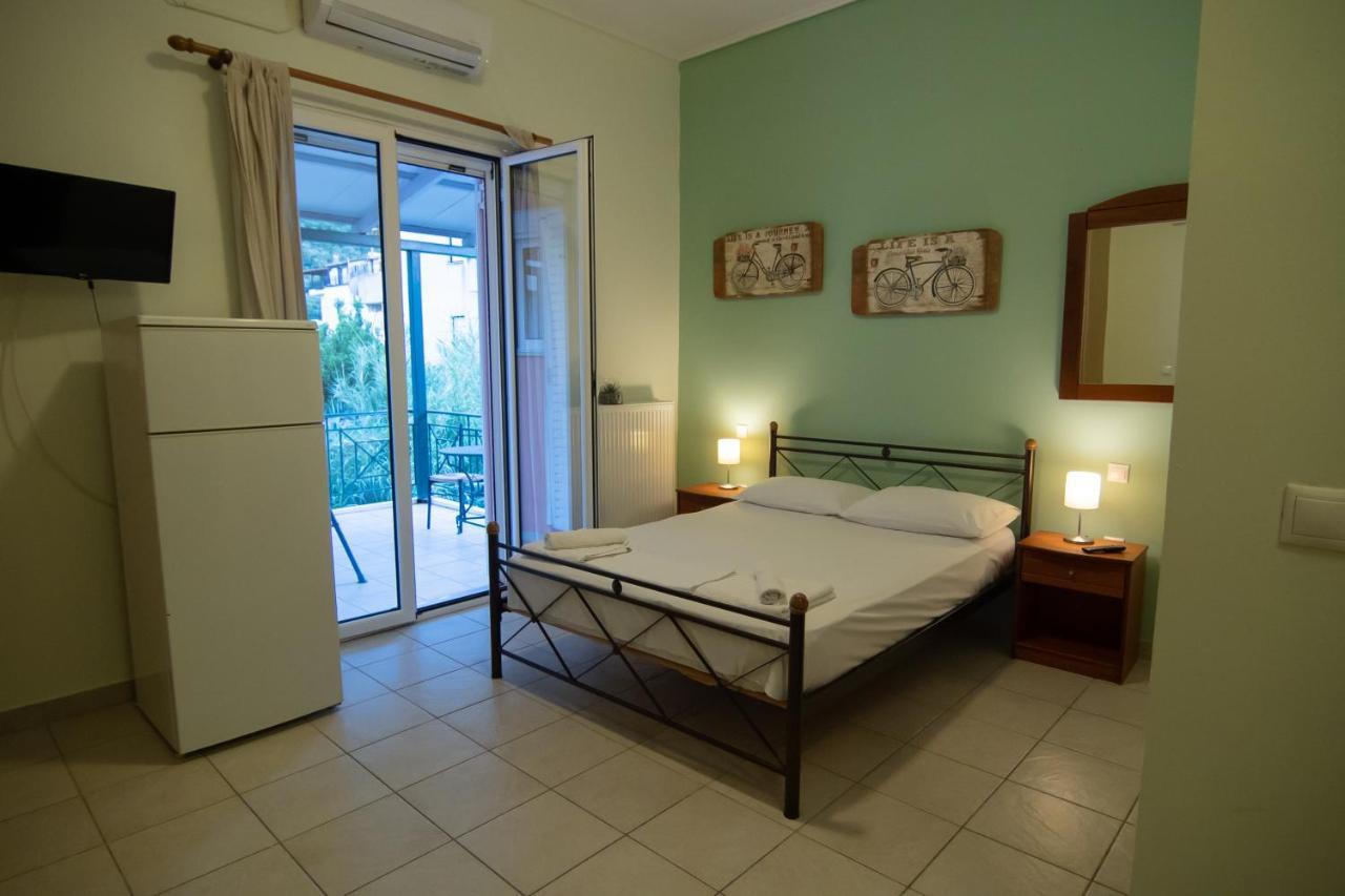 Tsertos Apartments Kamena Vourla Ngoại thất bức ảnh
