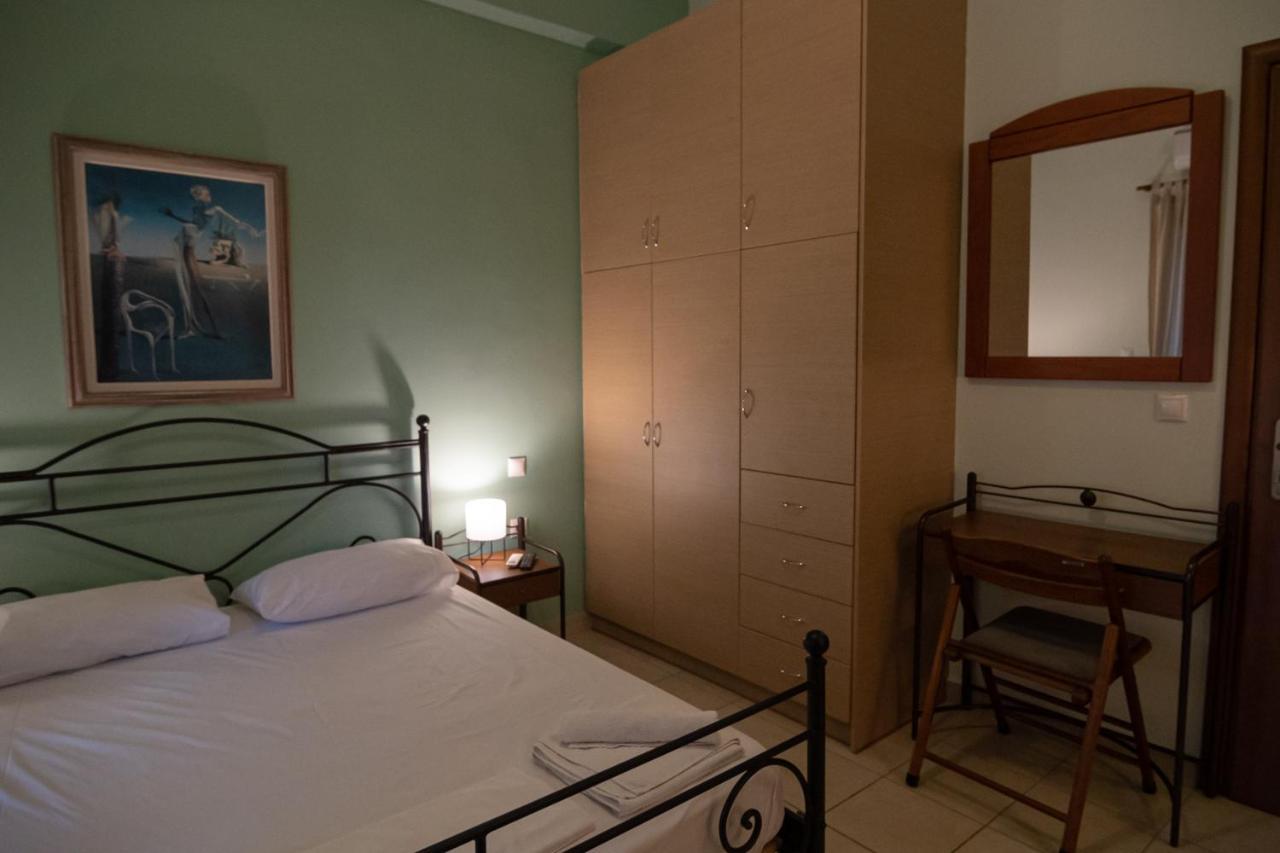 Tsertos Apartments Kamena Vourla Ngoại thất bức ảnh