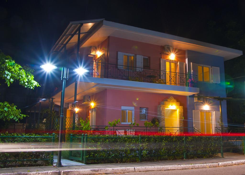 Tsertos Apartments Kamena Vourla Ngoại thất bức ảnh